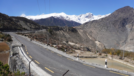 मुस्ताङमा चक्रपथ निर्माण पुग्यो अन्तिम चरणमा