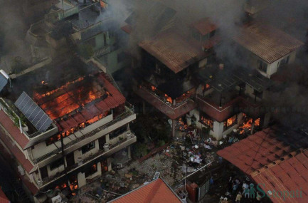 भदौ २४ गते आगो लगाइएपछि केपी शर्मा ओलीको बालकोट निवास। तस्बिर: नवीनबाबु गुरूङ/सेतोपाटी