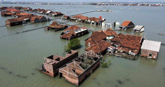 यसरी डुब्दैछ पृथ्वी!