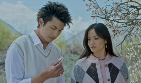 'जेरी अन टप' को दृश्यमा अनमोल केसी र जसिता गुरूङ