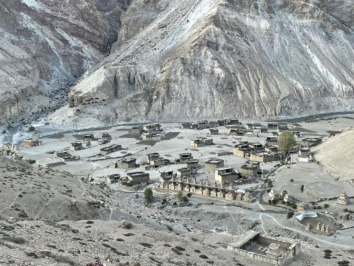 आजका तस्बिर- असार १७