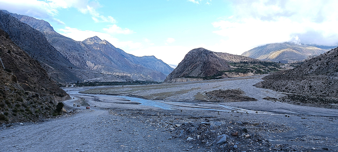 आजका तस्बिर- असार ५