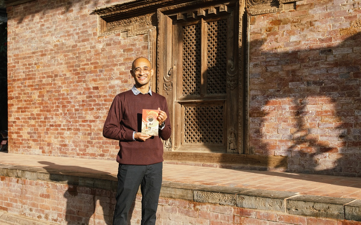 राधाः र्‍याथ अफ मयजूका लेखक ऋषि अमात्य। तस्बिरः शिखर भट्टराई